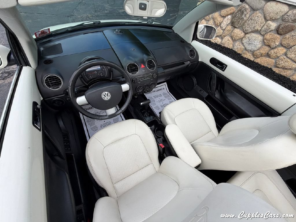 Used 2007 Volkswagen Beetle Triple White Edition FWD image 21