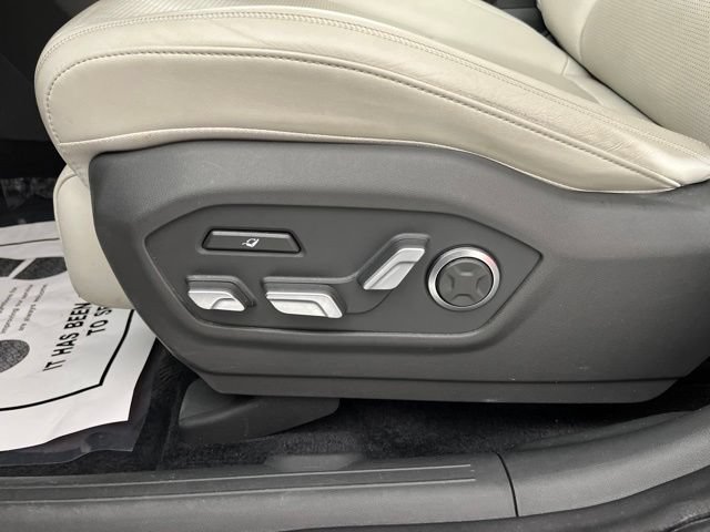 Used 2024 Hyundai Santa Fe Calligraphy FWD image 33