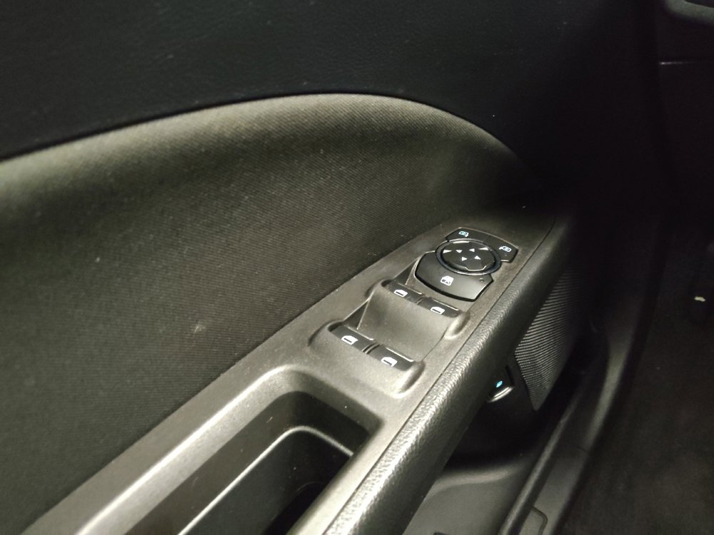Used 2020 Ford Fusion SE FWD image 27