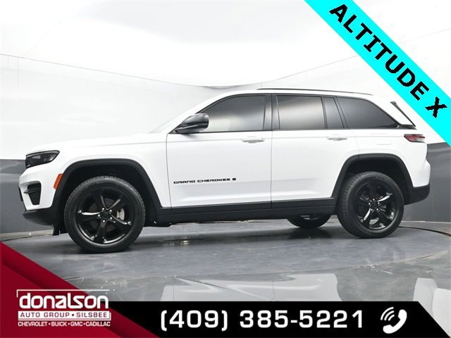 Used 2023 Jeep Grand Cherokee Altitude image 14