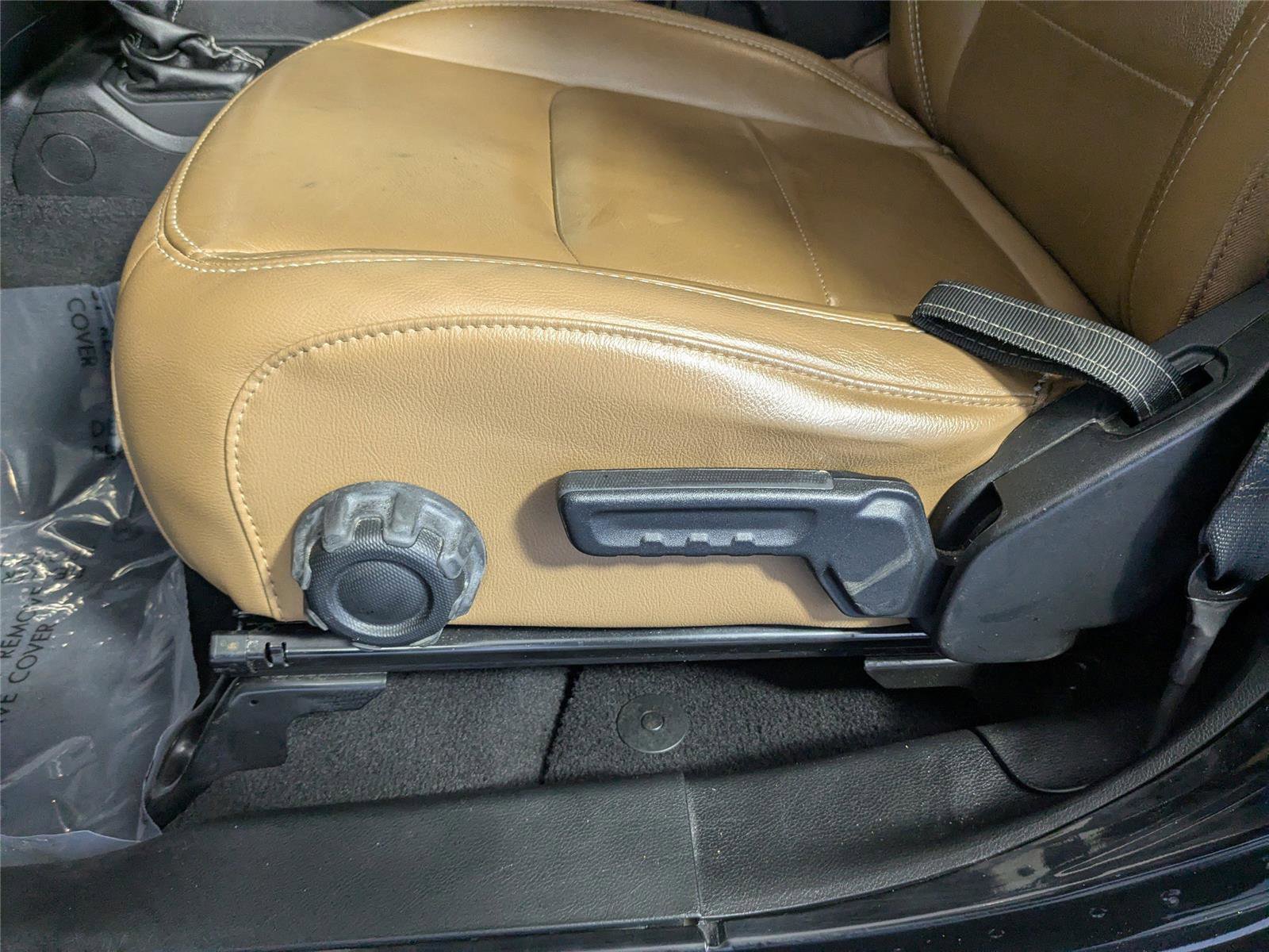 Used 2021 Jeep Wrangler Unlimited Sahara w/ Cold Weather Group image 12