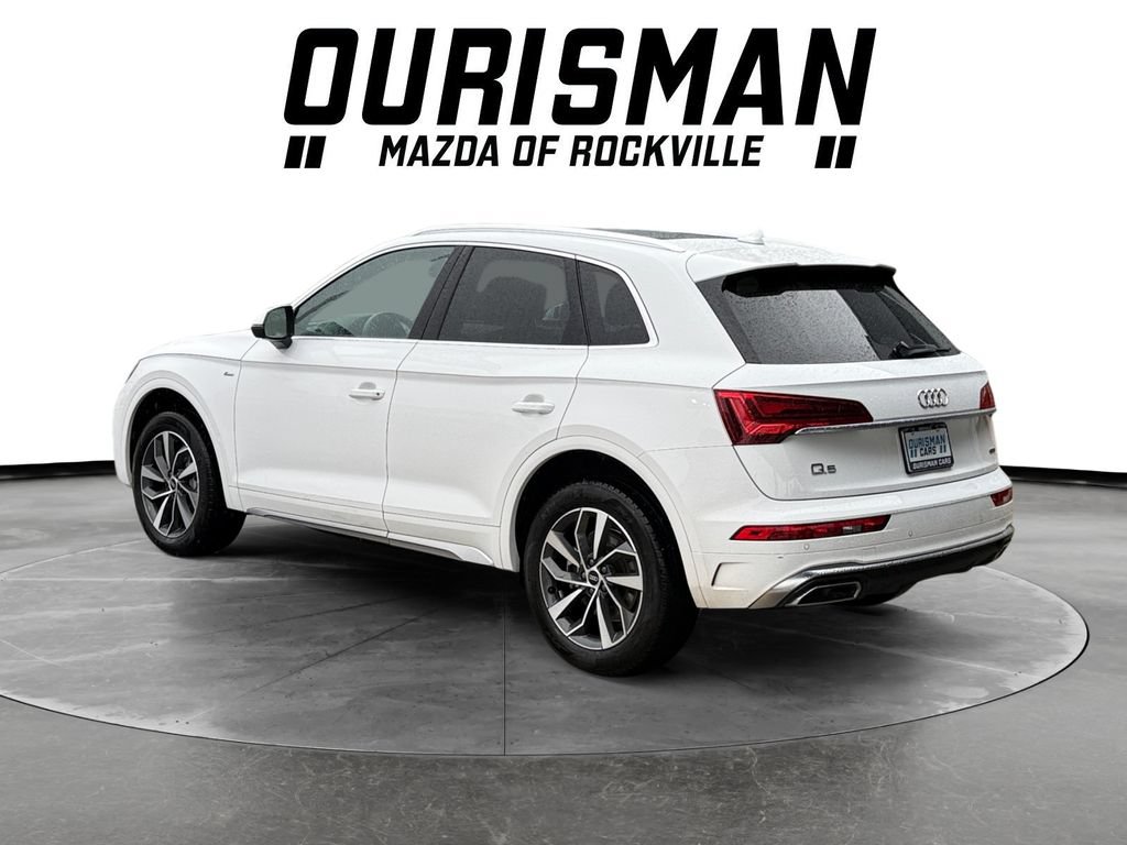Used 2023 Audi Q5 2.0T Premium w/ Convenience Package AWD/4WD image 4
