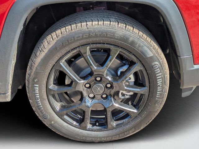 New 2026 Jeep Compass Latitude image 9