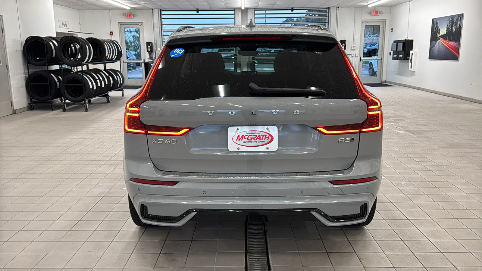 Used 2026 Volvo XC60 B5 Ultra AWD/4WD image 6