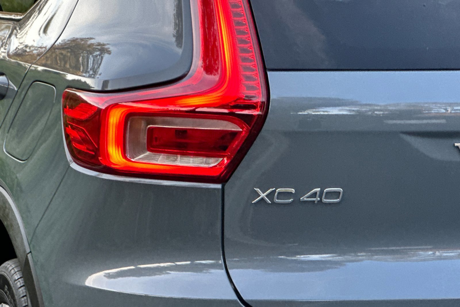 Certified 2023 Volvo XC40 Recharge Plus image 33