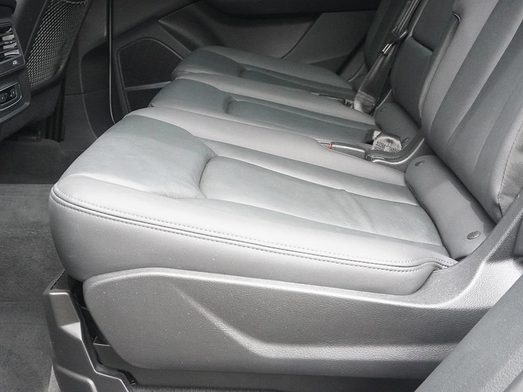 Used 2023 Audi Q7 3.0T Premium Plus AWD/4WD image 41