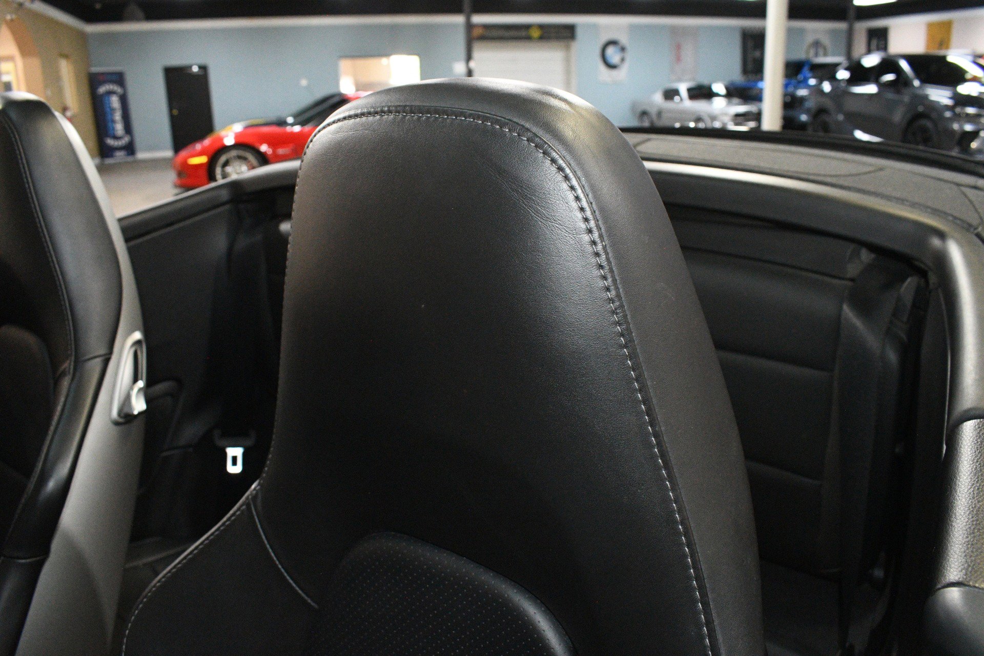 Used 2013 Porsche 911 Carrera RWD image 9