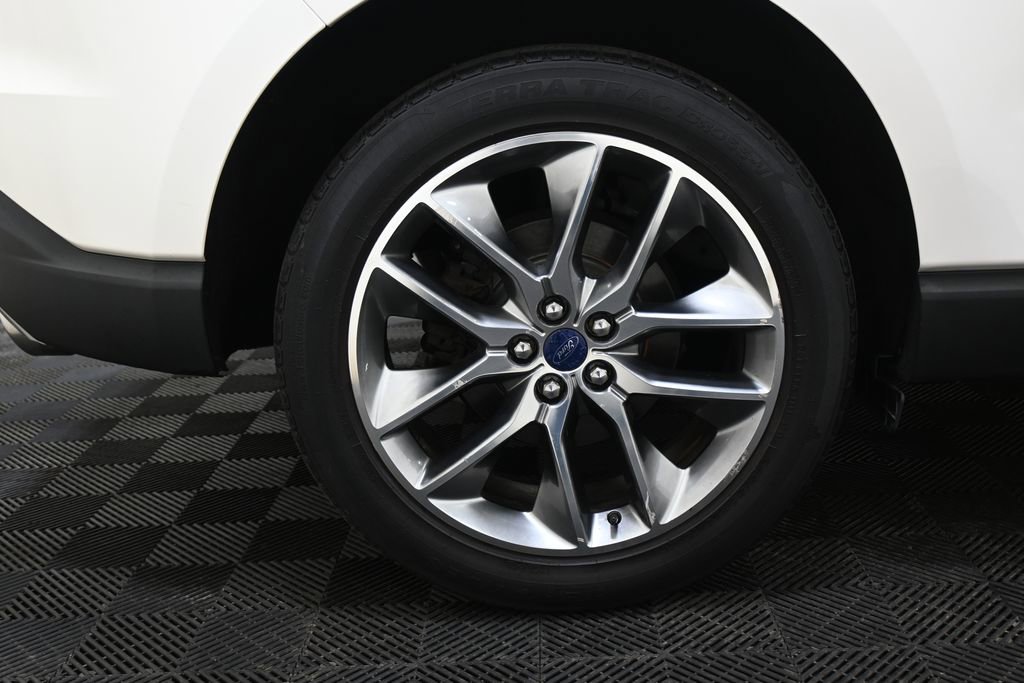 Used 2016 Ford Edge Titanium w/ Equipment Group 301A image 36