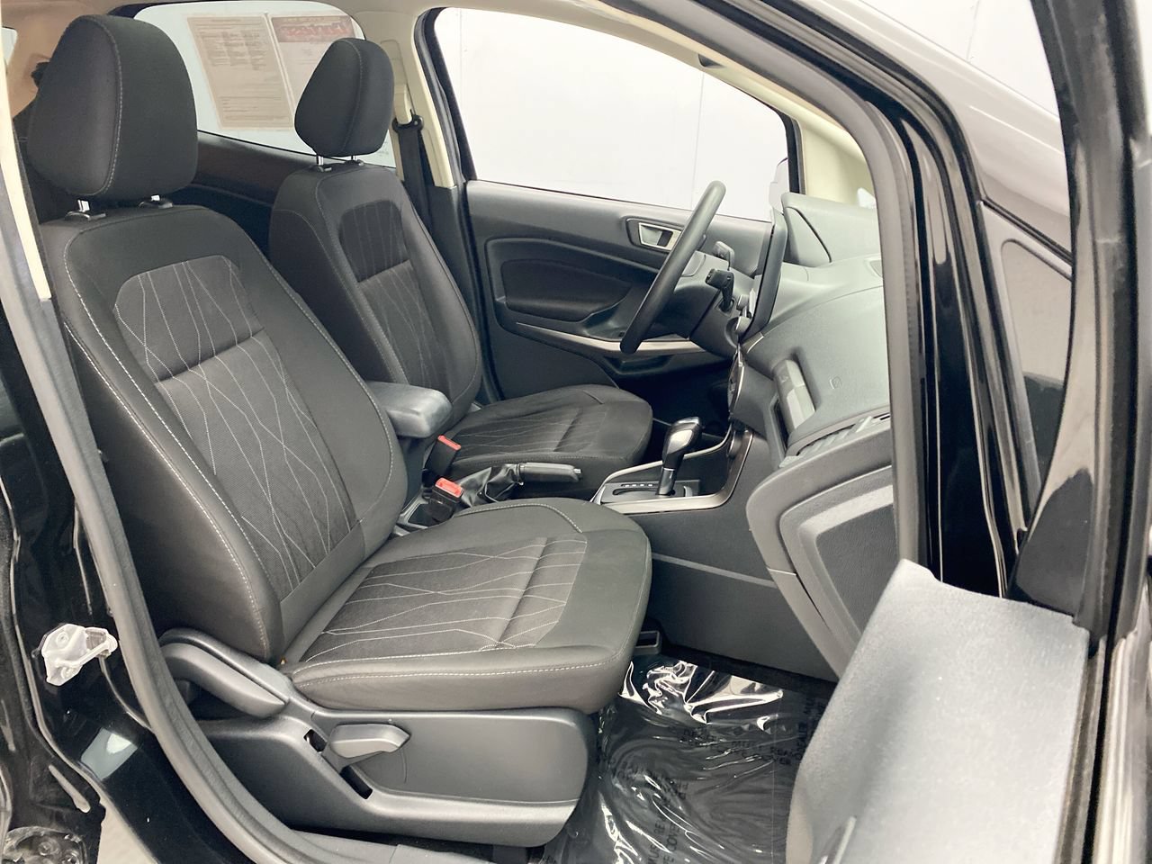 Used 2021 Ford EcoSport SE w/ Interior Protection Package AWD/4WD image 22
