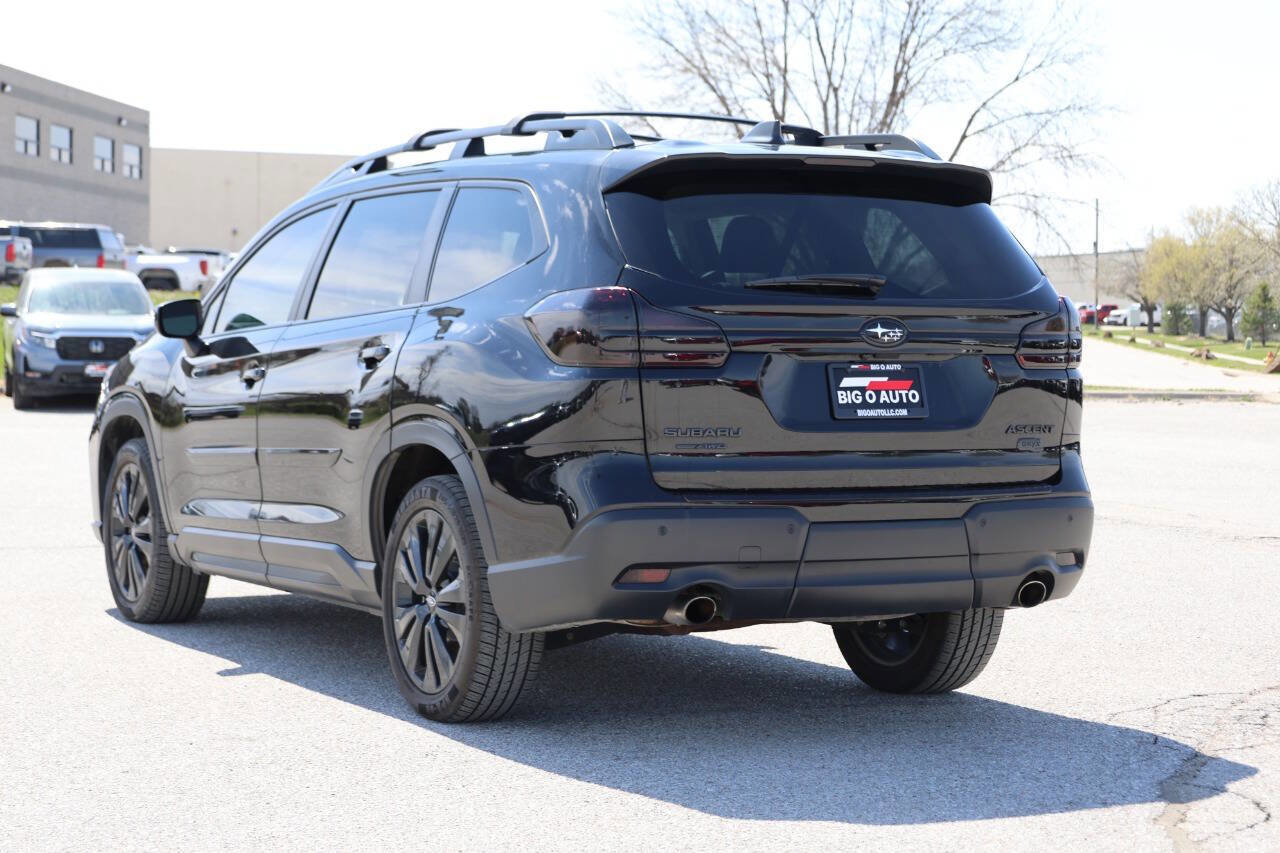 Used 2022 Subaru Ascent Onyx Edition image 11