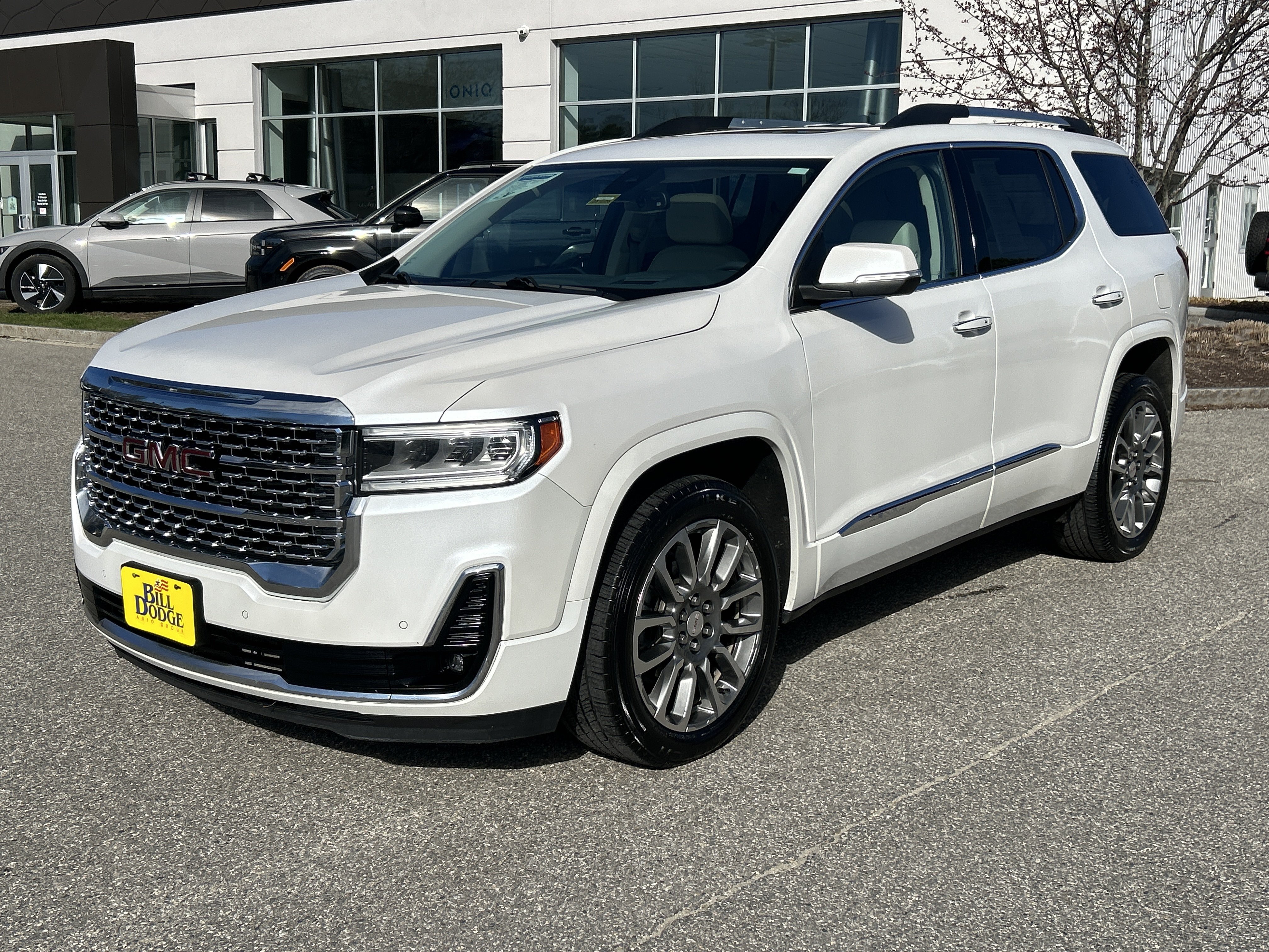 Used 2021 GMC Acadia Denali w/ LPO, Floor Liner Package AWD/4WD image 1