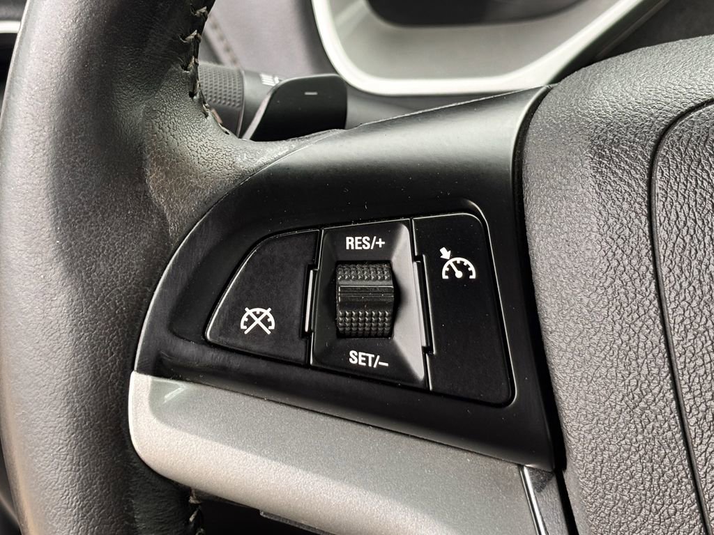 Used 2015 Chevrolet Camaro SS image 10