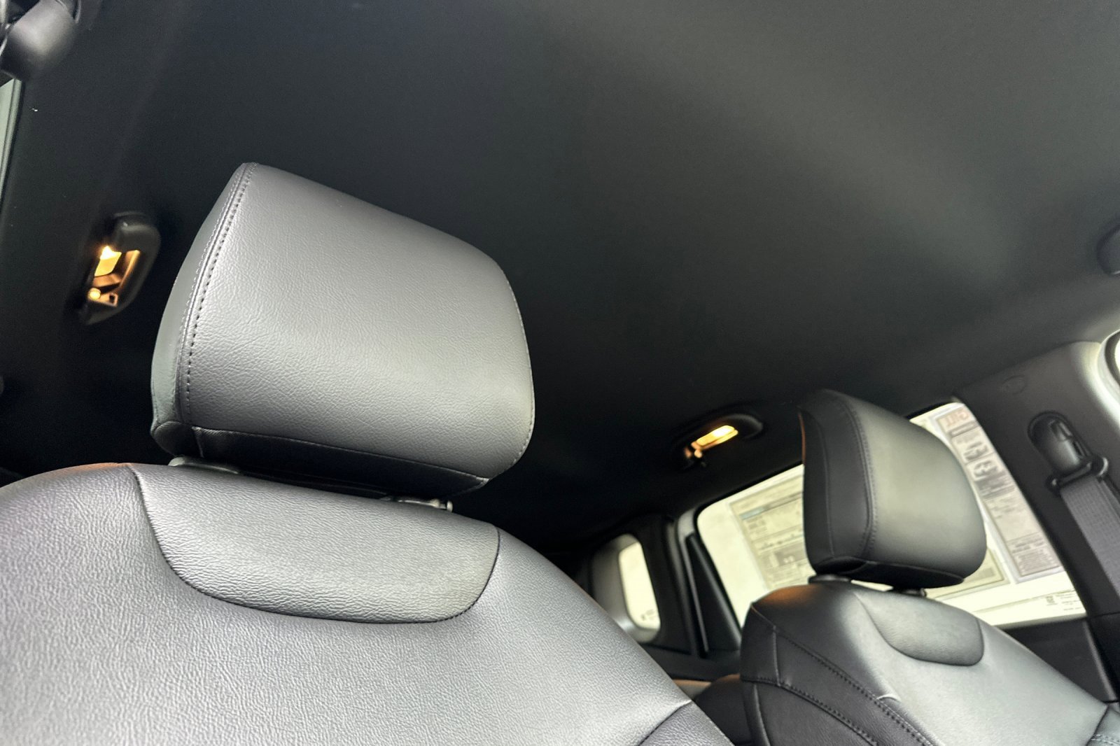 New 2026 Jeep Compass Latitude image 18
