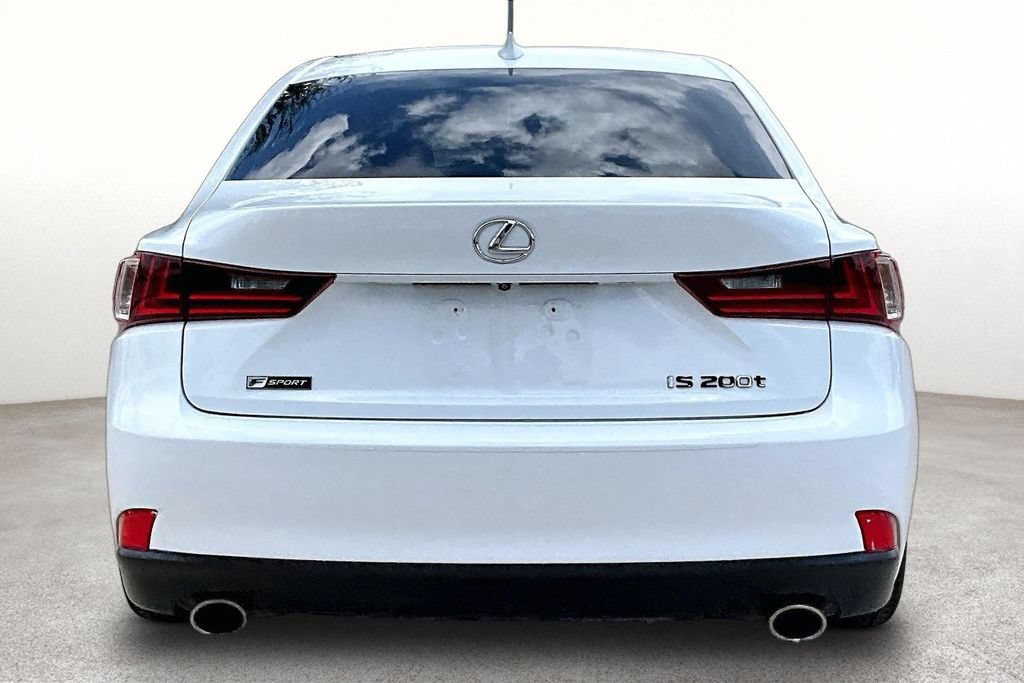 Used 2016 Lexus IS 200t w/ F Sport Package RWD image 4