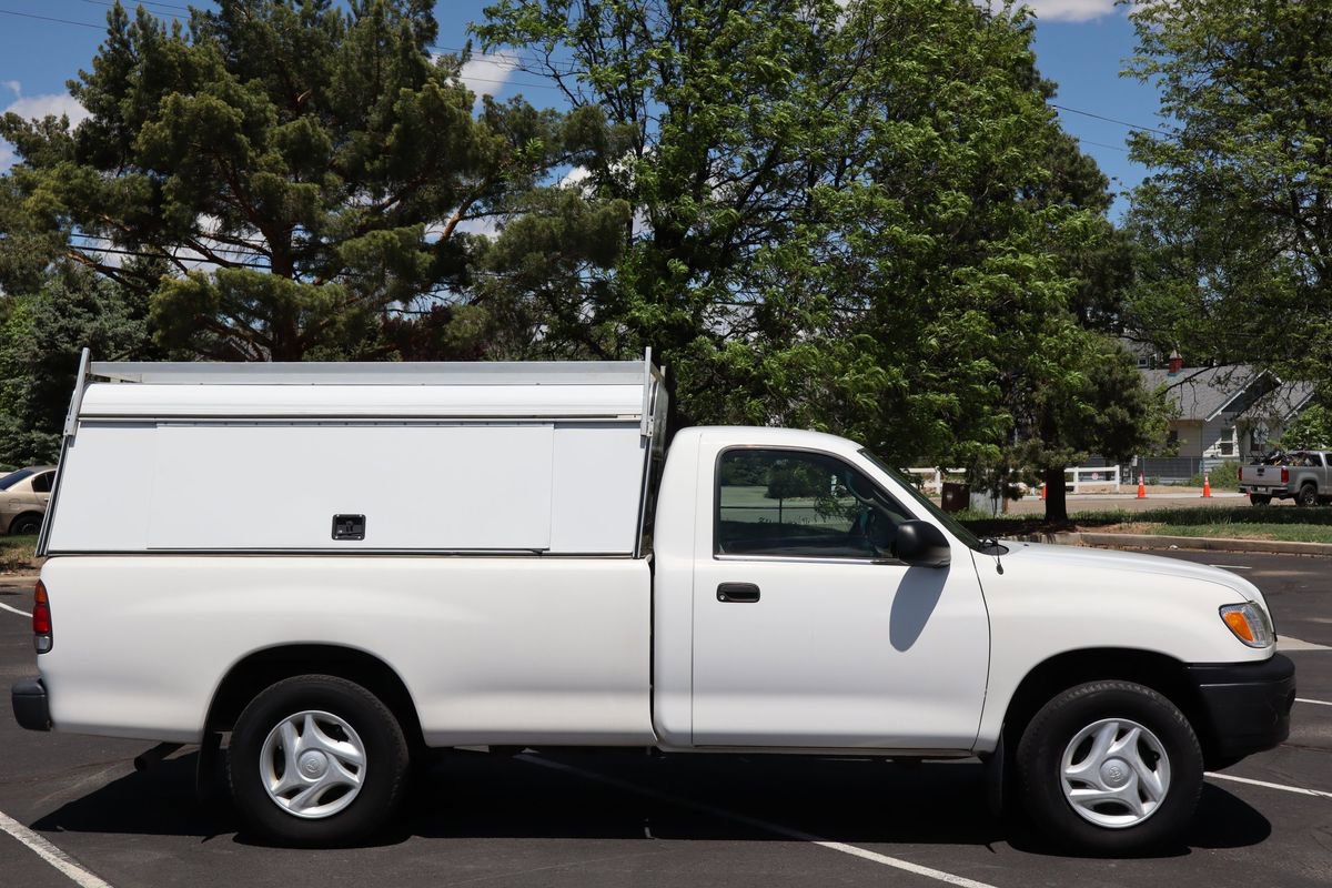 Used 2000 Toyota Tundra 2WD Regular Cab image 3