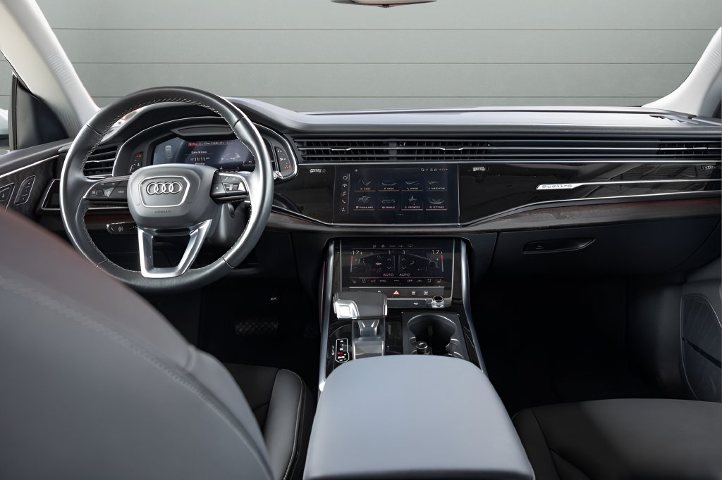 Used 2023 Audi Q8 Premium Plus AWD/4WD image 27