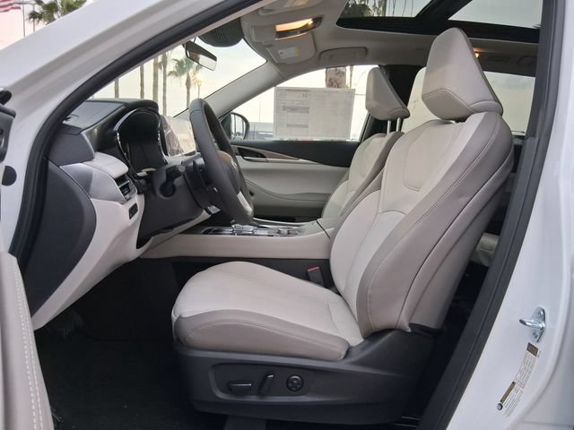 New 2027 INFINITI QX60 Pure w/ Cargo Package FWD image 17