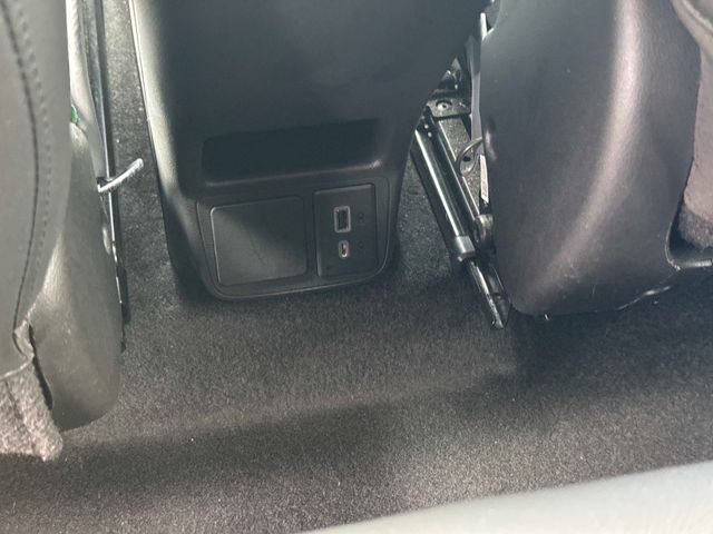 Used 2023 Buick Encore GX Select w/ Sport Touring Package FWD image 13