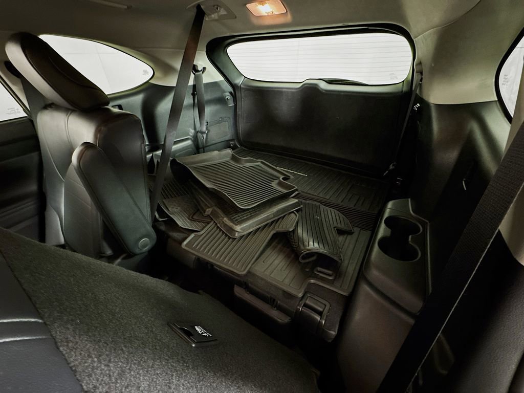 Certified 2025 Toyota Highlander XLE image 24