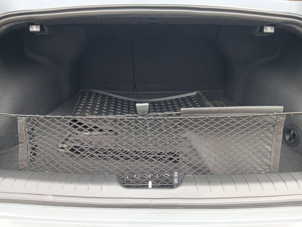 Used 2024 Hyundai Ioniq 6 SE RWD image 16