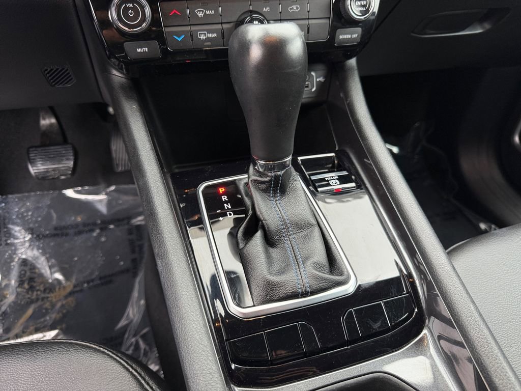 Used 2022 Jeep Compass Latitude image 18