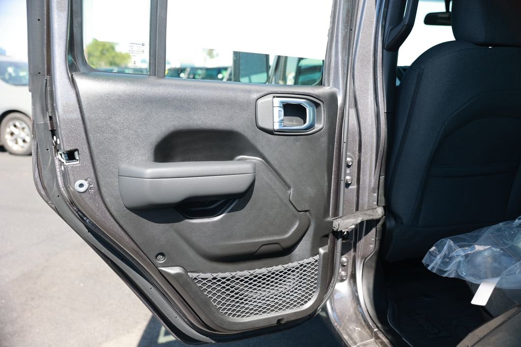 New 2026 Jeep Gladiator Sport image 32