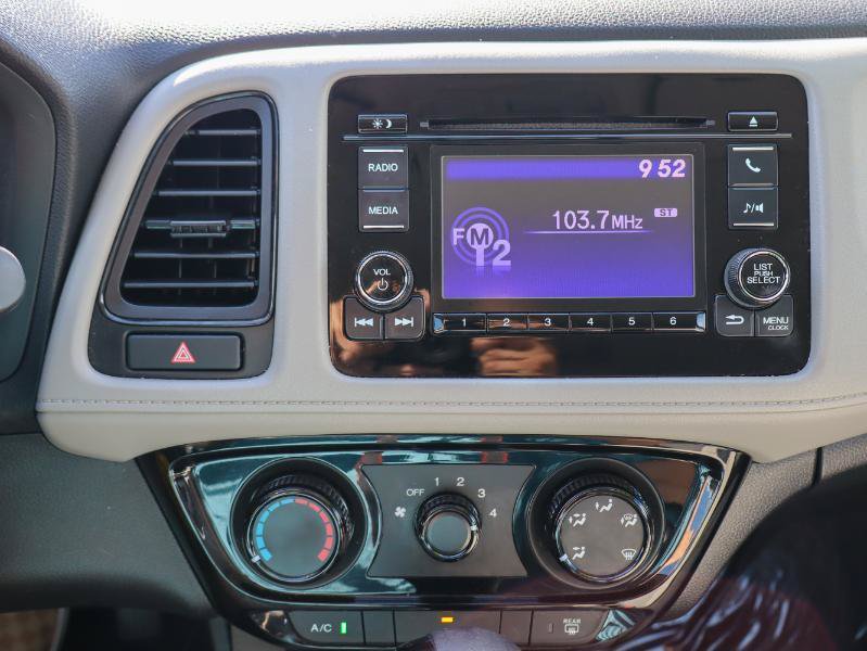 Used 2020 Honda HR-V LX image 18