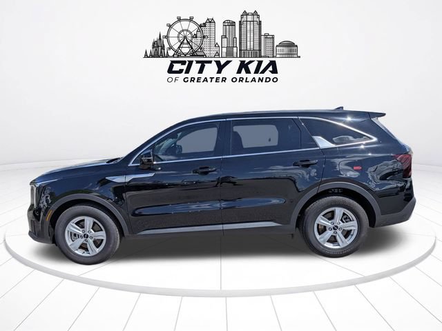 Used 2026 Kia Sorento LX FWD image 3