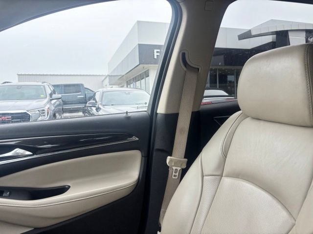 Used 2018 Buick Enclave Essence w/ Trailering Package AWD/4WD image 10