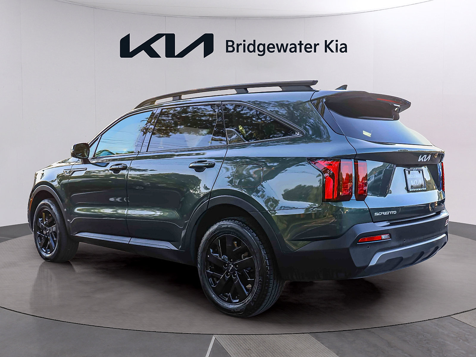 Certified 2023 Kia Sorento S AWD/4WD image 3