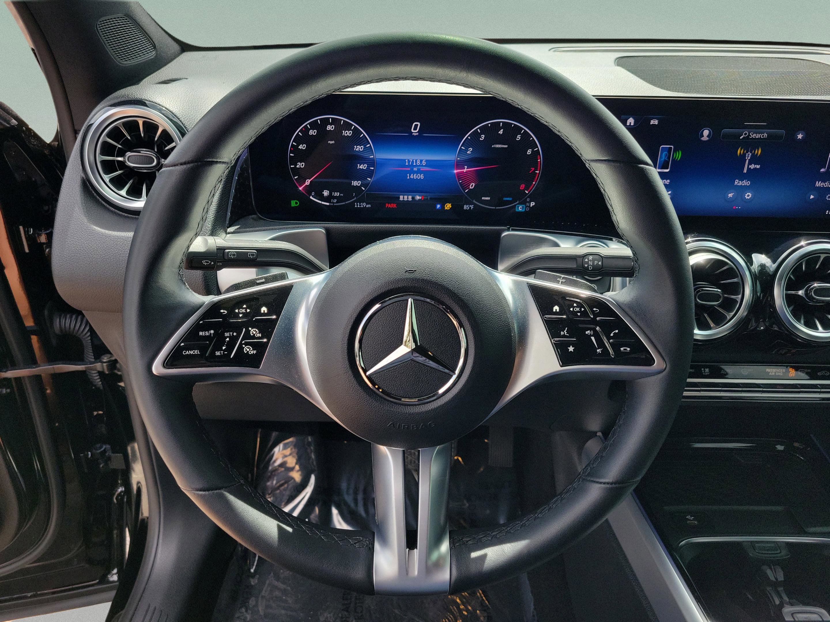 Certified 2024 Mercedes-Benz GLB 250 image 22