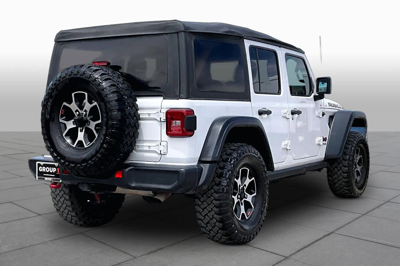 Used 2020 Jeep Wrangler Unlimited Rubicon w/ LED Lighting Group AWD/4WD image 12