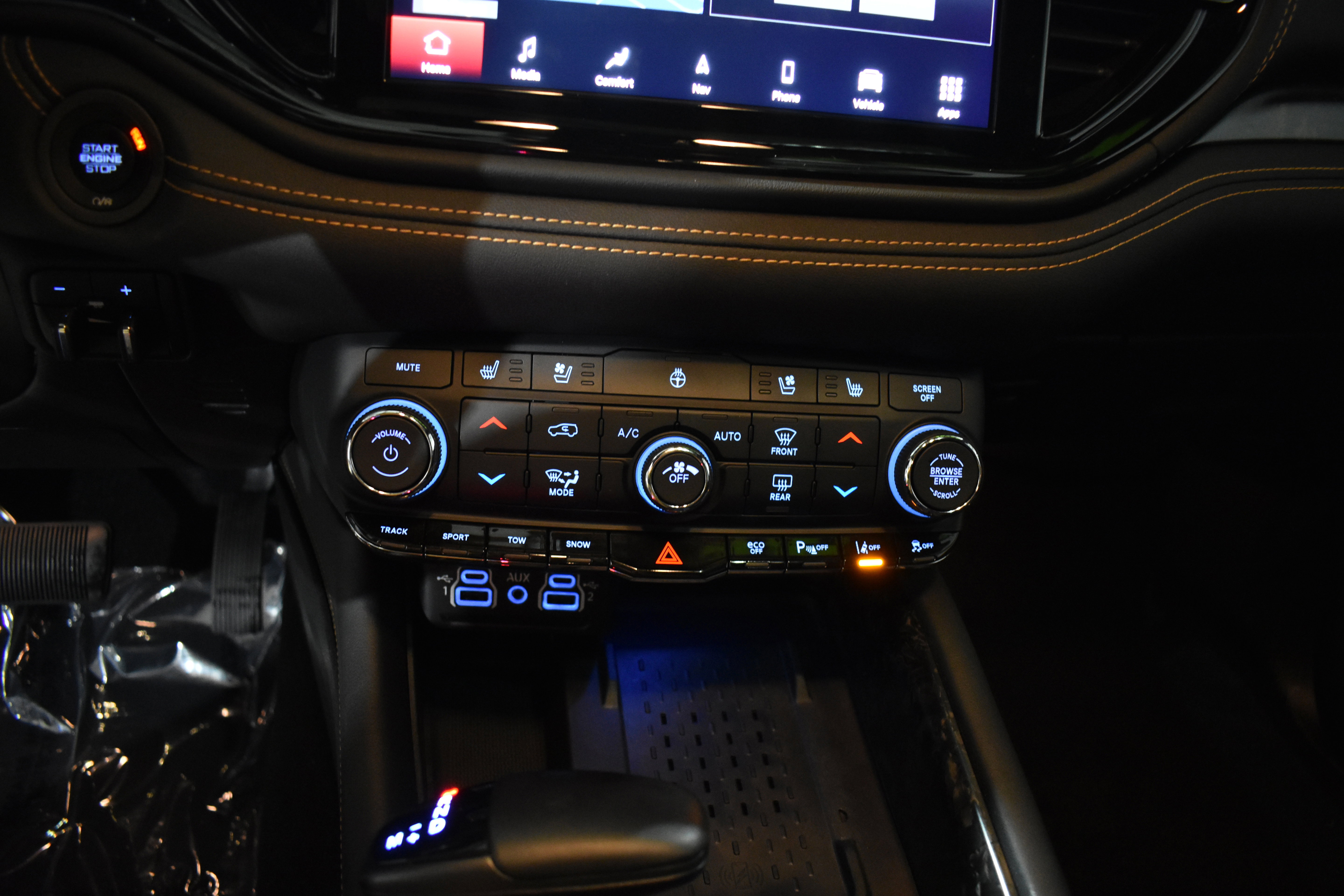 Used 2025 Dodge Durango R/T image 24