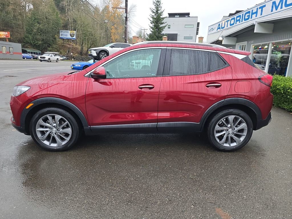 Used 2023 Buick Encore GX Essence w/ Experience Buick Package image 3