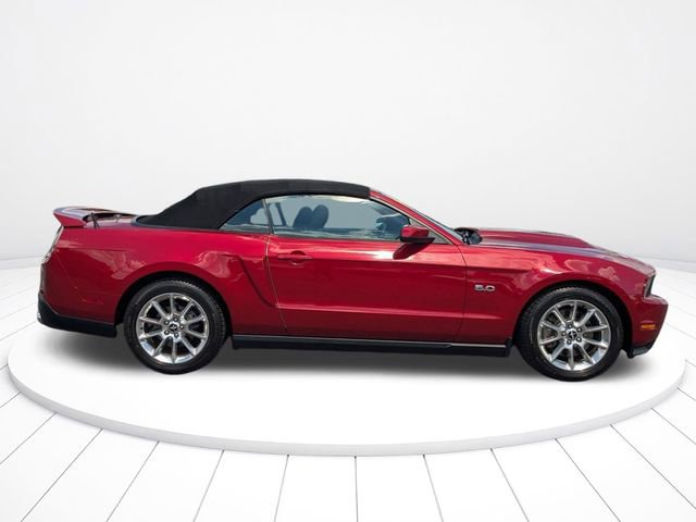 Used 2012 Ford Mustang GT Premium image 2