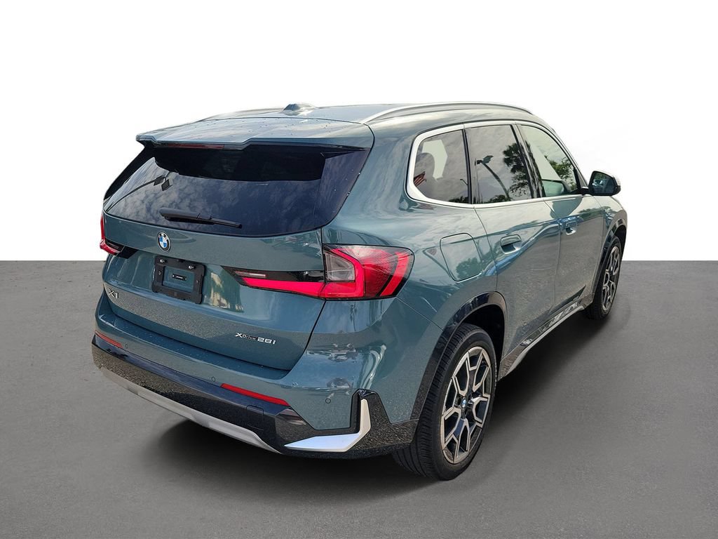 Used 2023 BMW X1 xDrive28i w/ Convenience Package AWD/4WD image 3