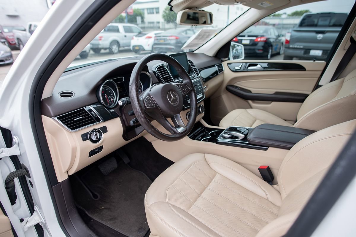 Used 2017 Mercedes-Benz GLE 350 w/ Premium 1 Package image 20