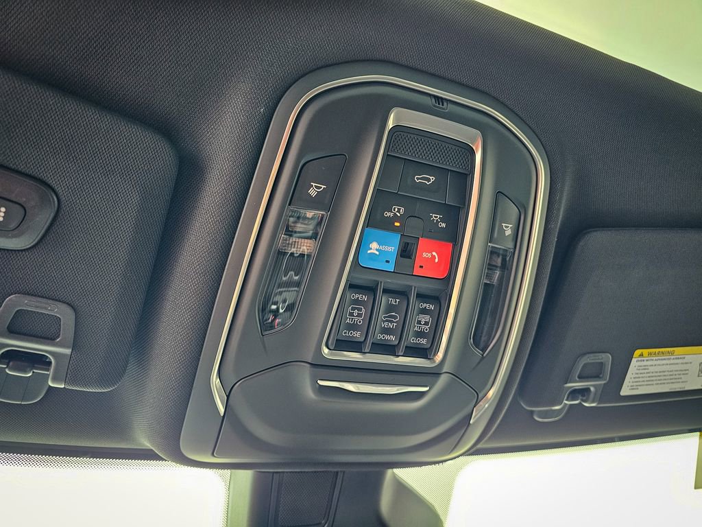 New 2026 Jeep Grand Cherokee Limited image 32