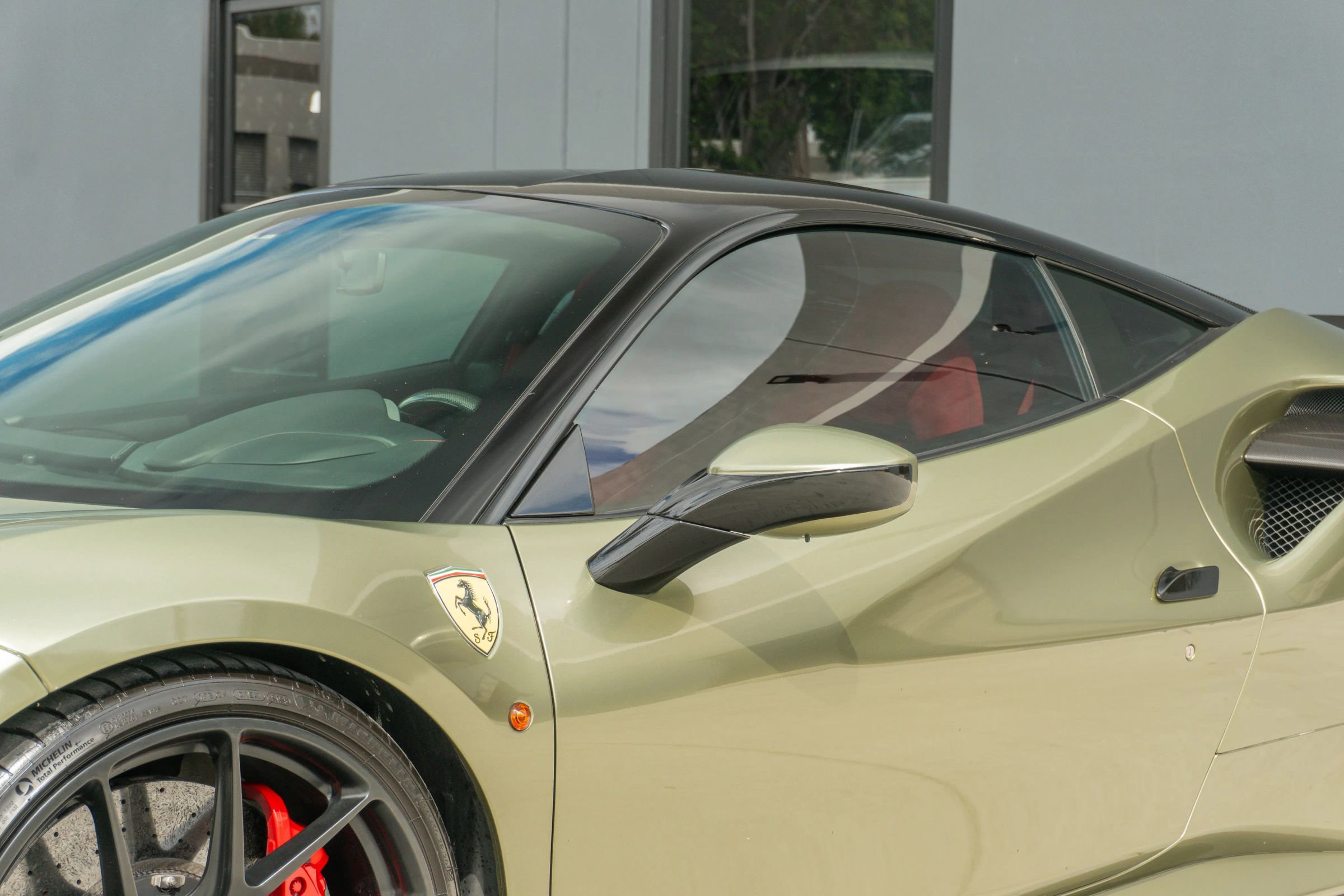 Used 2018 Ferrari 488 GTB image 29