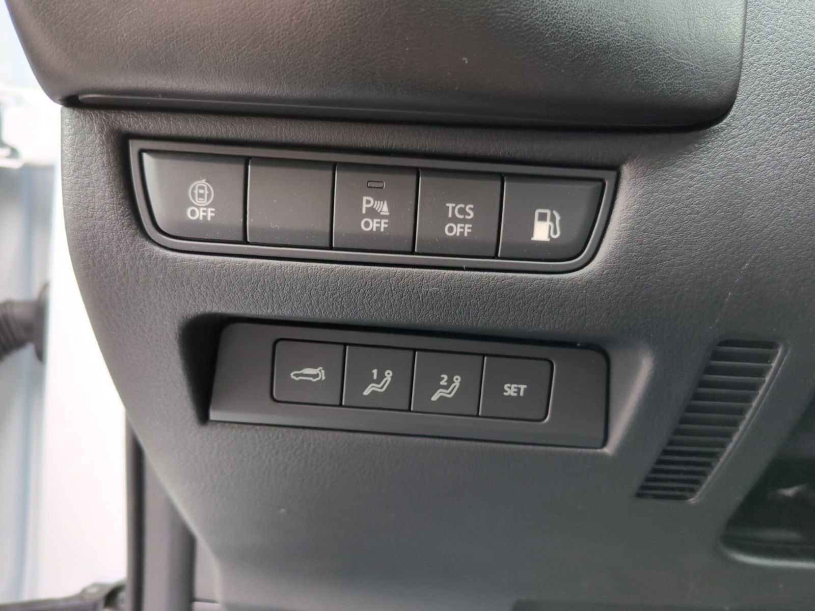 New 2026 MAZDA CX-50 2.5 Hybrid w/ Cargo Package image 24