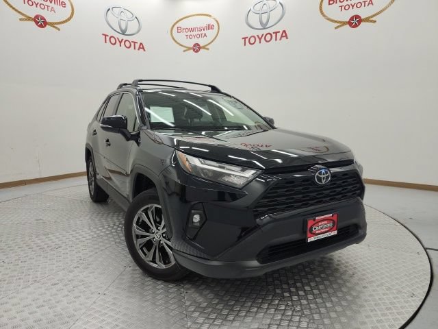 Certified 2025 Toyota RAV4 XLE Premium AWD/4WD video 1