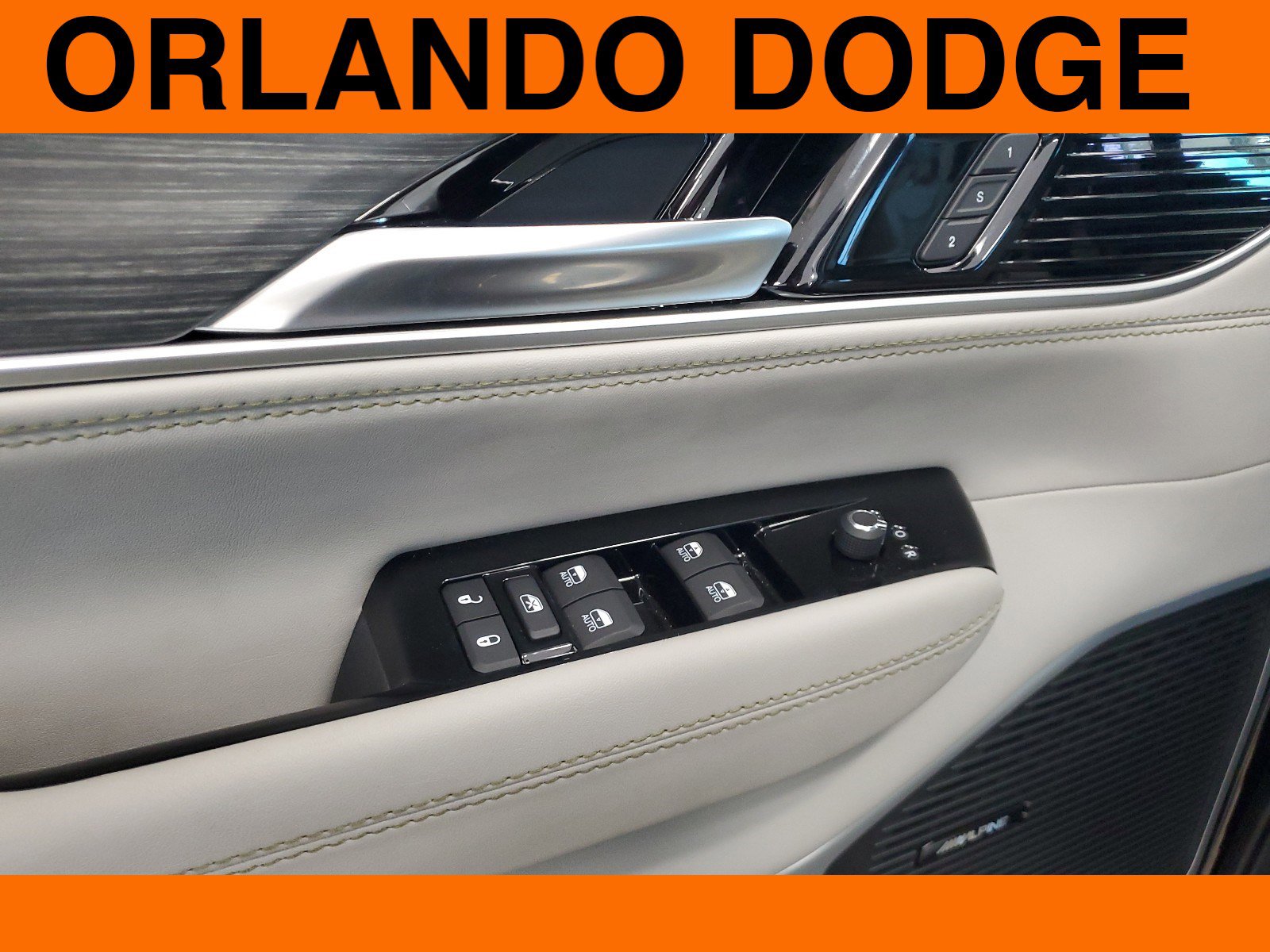 New 2023 Jeep Wagoneer L Series III w/ Convenience Group I image 11