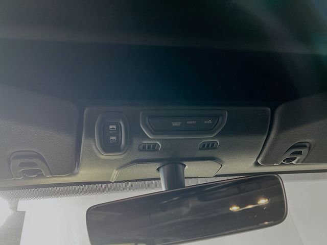 Used 2021 Jeep Wrangler Unlimited Sahara w/ Cold Weather Group image 19