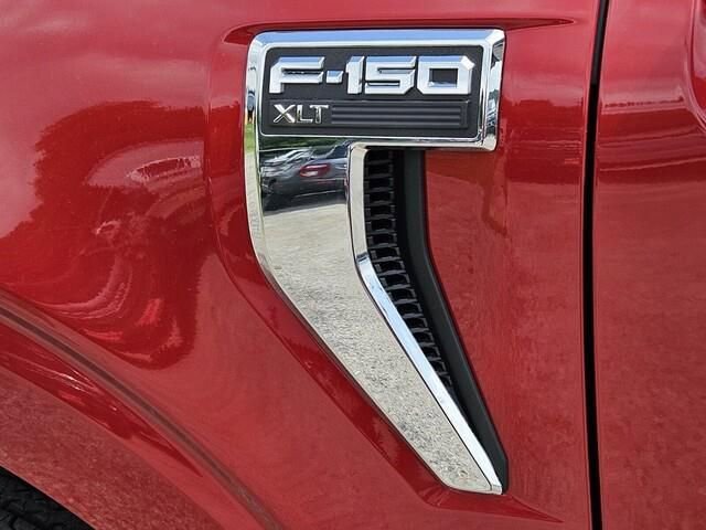 New 2025 Ford F150 XLT w/ Equipment Group 302A MID image 5