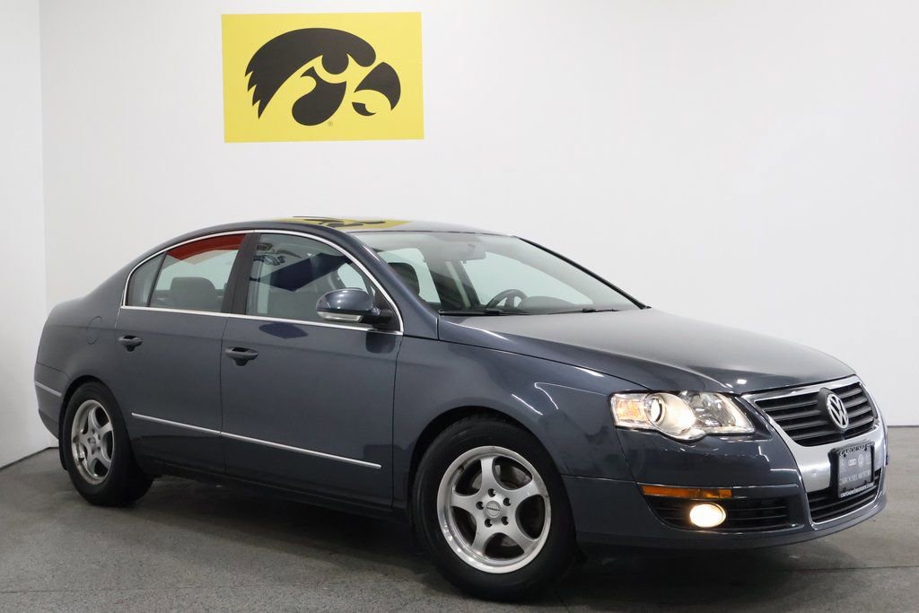 Used 2010 Volkswagen Passat Komfort image 2