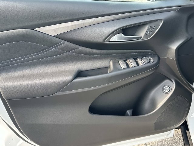 New 2026 Buick Envista Sport Touring w/ Convenience I Package FWD image 8