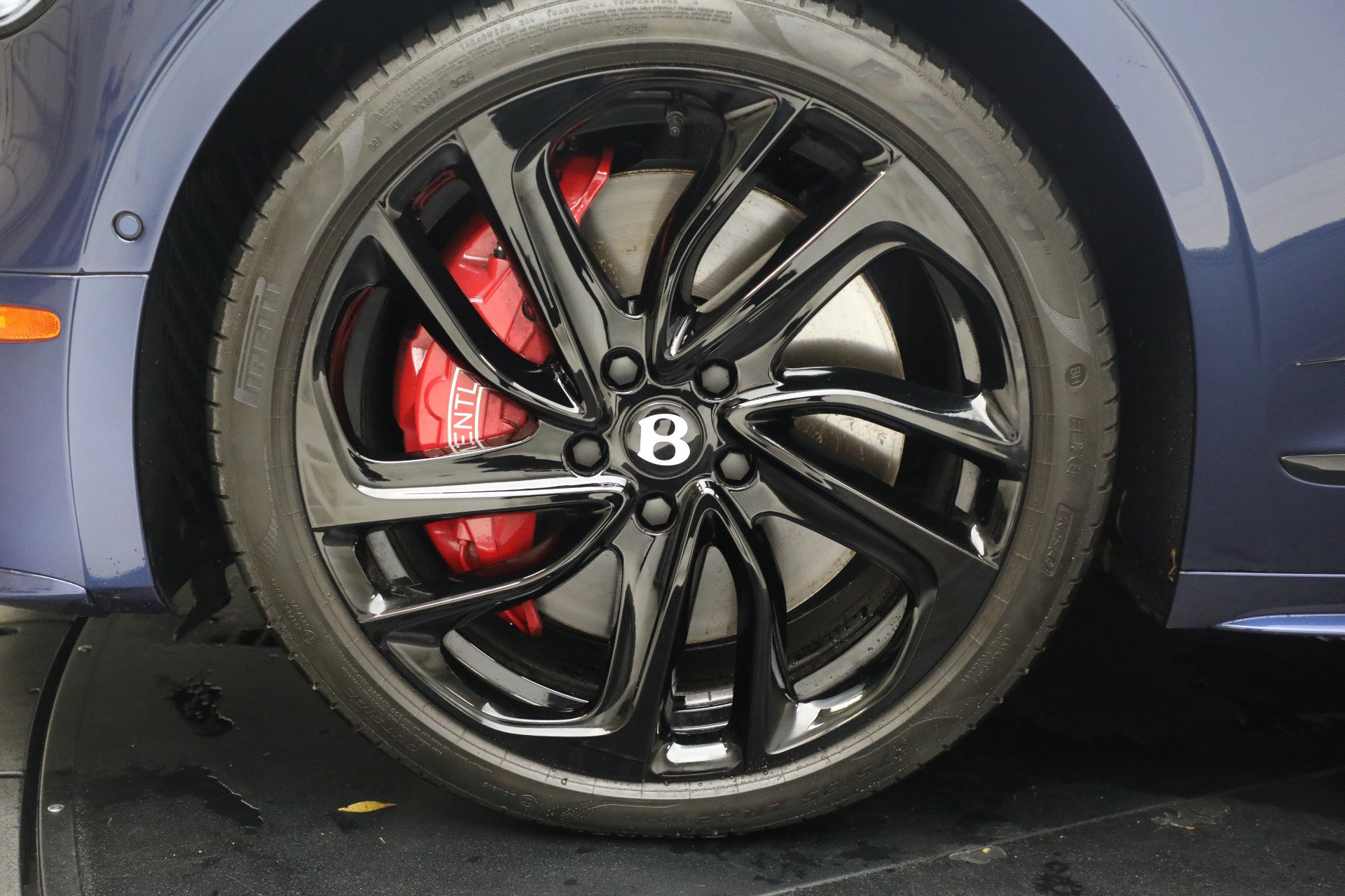 Certified 2025 Bentley Flying Spur Speed First Edition image 10