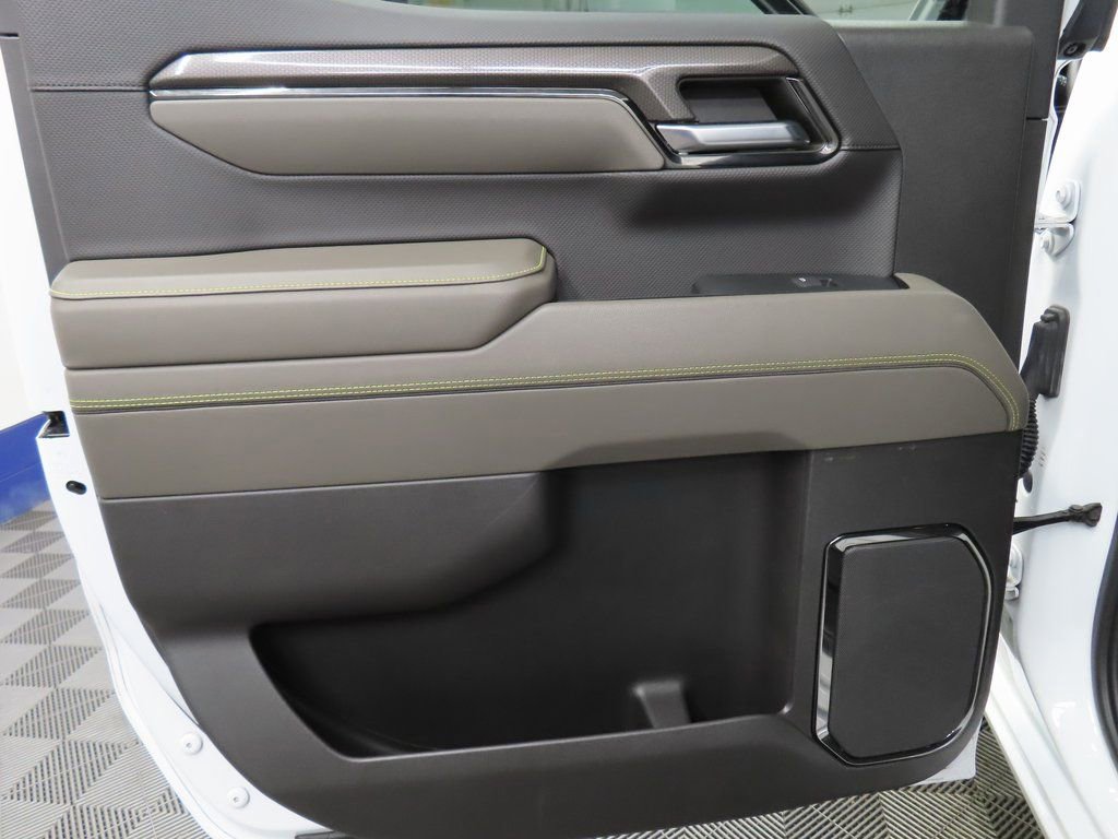 Used 2023 Chevrolet Silverado 1500 ZR2 image 71