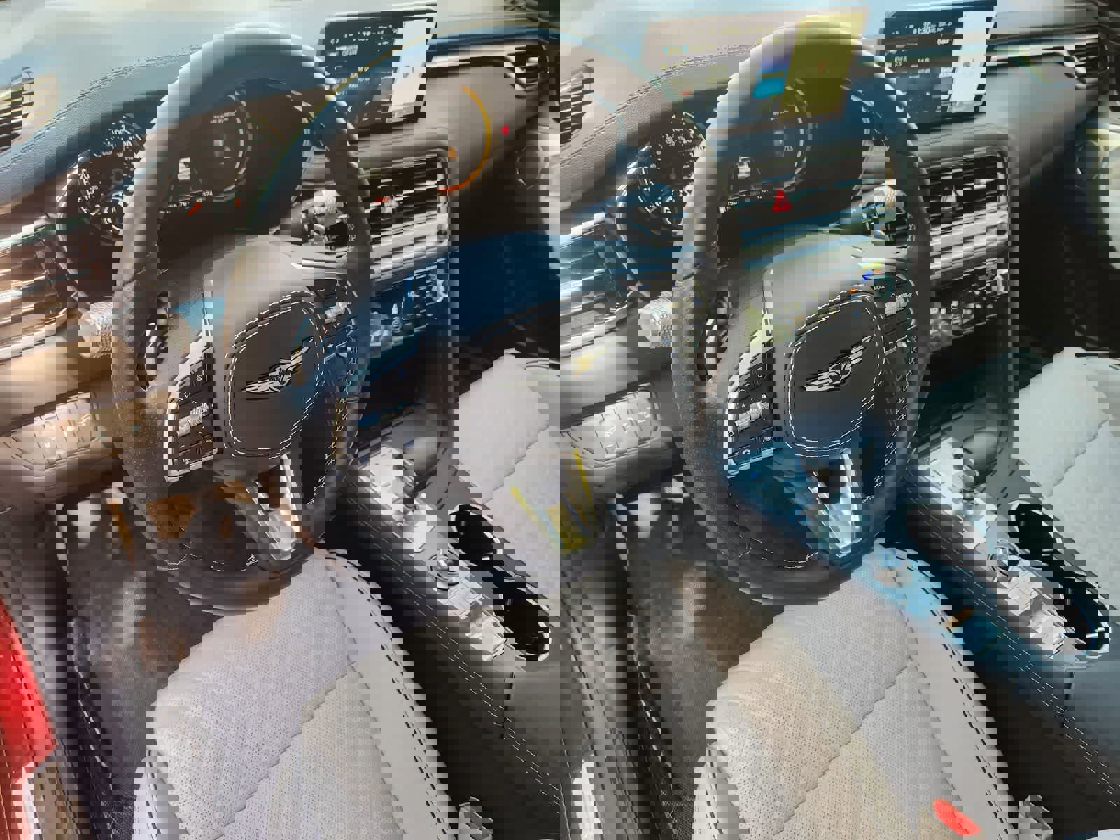 Used 2025 Genesis G70 3.3T Advanced w/ Sport Prestige Package RWD image 2