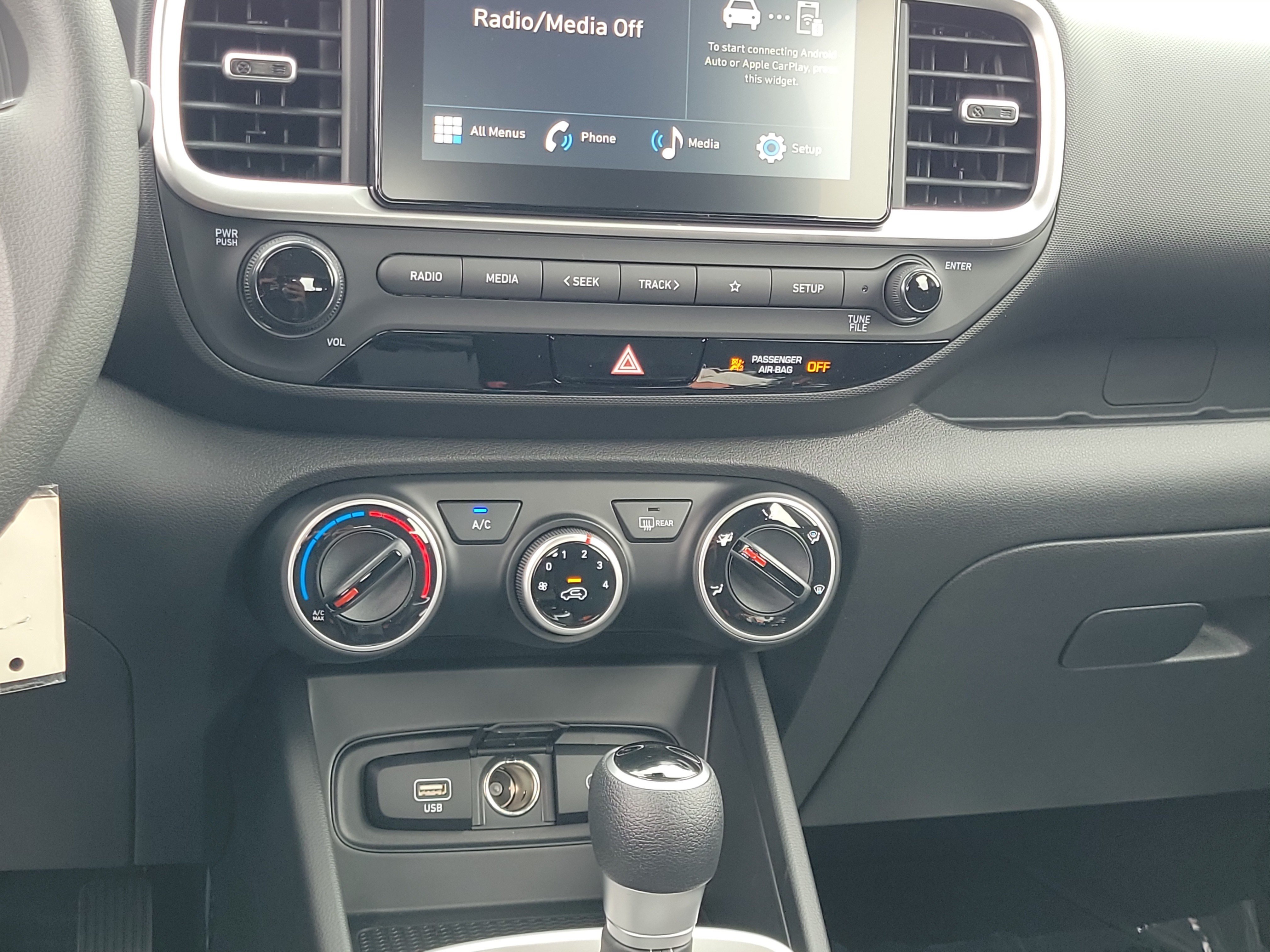 New 2026 Hyundai Venue SE FWD image 11
